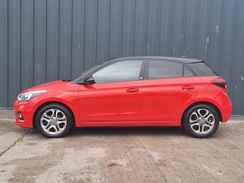 Used Hyundai i20 2020 for sale - 79020216: Photo