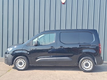 Used Citroen Berlingo 2023 for sale - 79214032: Photo