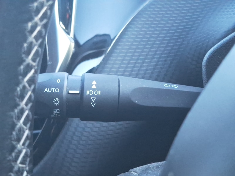 Used Peugeot 2008 2017 for sale - 76925270: Photo 19