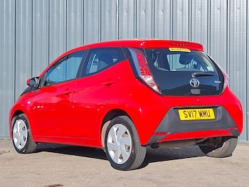 Used Toyota AYGO 2017 for sale - 76325793: Photo 3