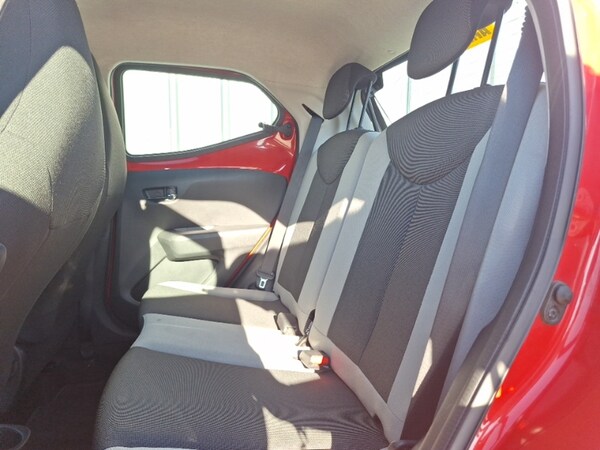 Used Toyota AYGO 2017 for sale - 76325793: Photo 6