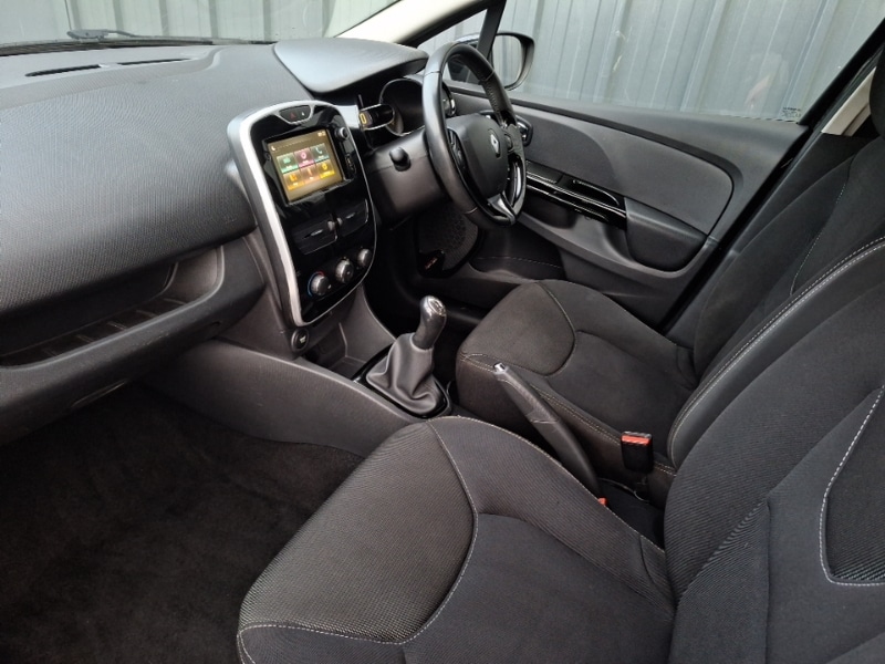 Used Renault Clio 2014 for sale - 76639118: Photo 5