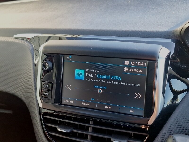 Used Peugeot 2008 2019 for sale - 77580337: Photo 19