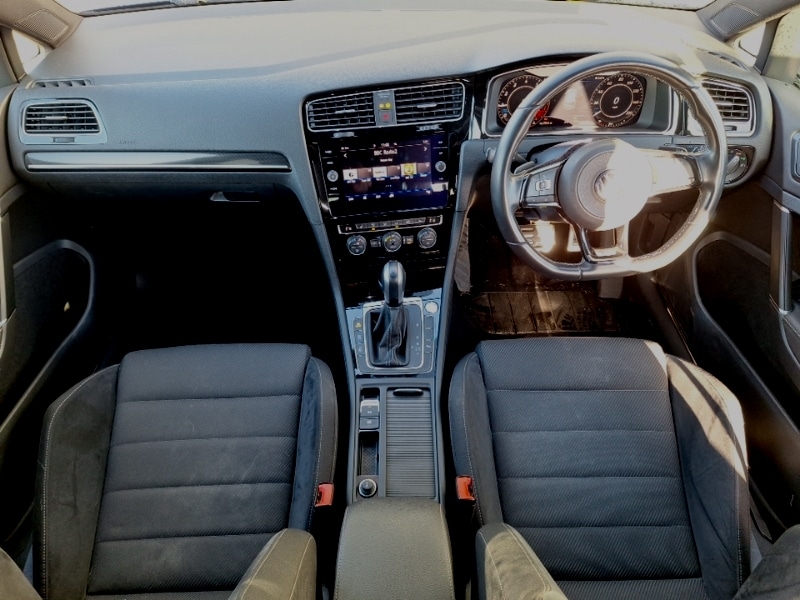 Used Volkswagen Golf 2019 for sale - 77580345: Photo 2