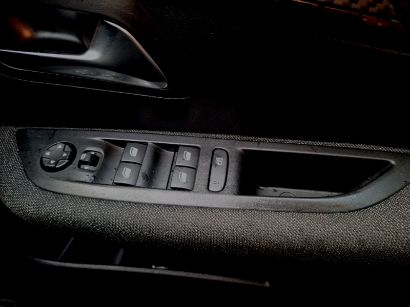 Used Peugeot 208 2025 for sale - 77922603: Photo 12