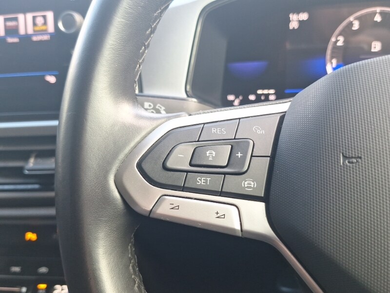 Used Volkswagen T-Roc 2022 for sale - 76053409: Photo 16