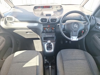 Used Citroen C3 Picasso 2017 for sale - 78380960: Photo