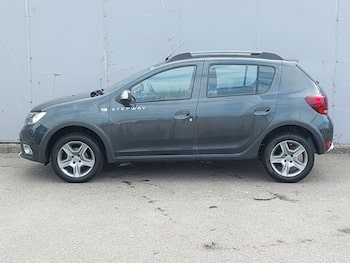 Used Dacia Sandero Stepway 2020 for sale - 79662388: Photo