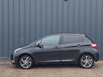 Used Toyota Yaris 2020 for sale - 79153221: Photo