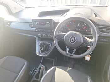 Used Renault Kangoo 2024 for sale - 78723762: Photo