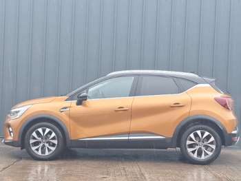 Used Renault Captur 2021 for sale - 73804195: Photo