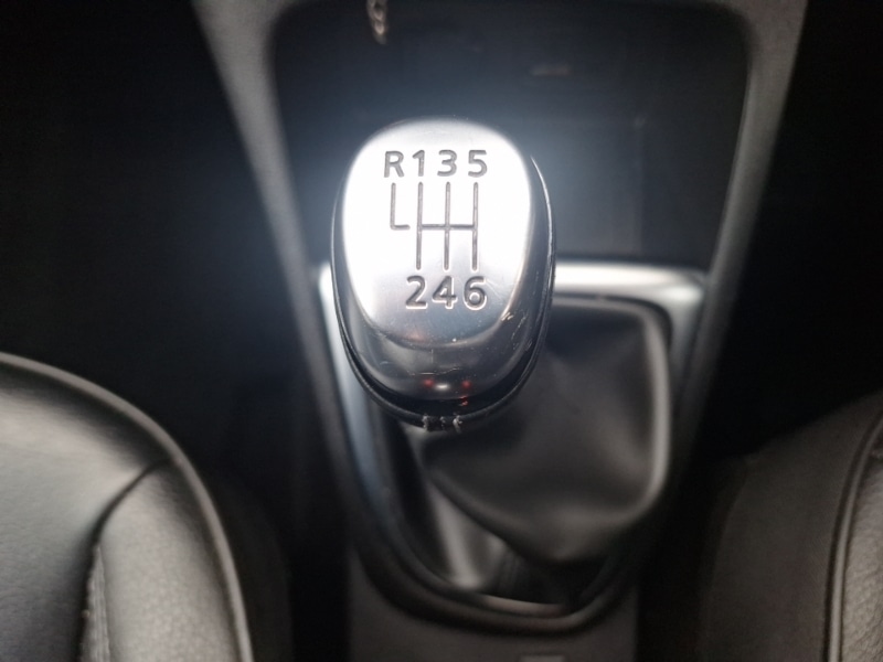 Used Renault Captur 2018 for sale - 76771425: Photo 14