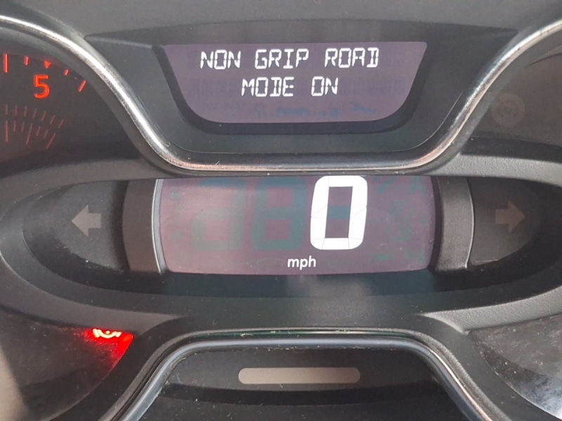 Used Renault Captur 2018 for sale - 76771425: Photo 15