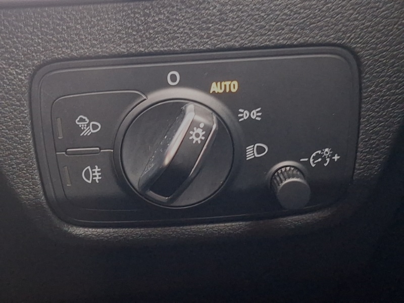 Used Audi Q2 2017 for sale - 77761408: Photo 11