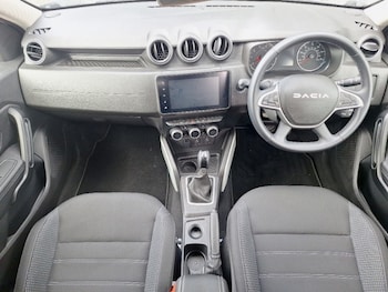 Used Dacia Duster 2024 for sale - 78848860: Photo