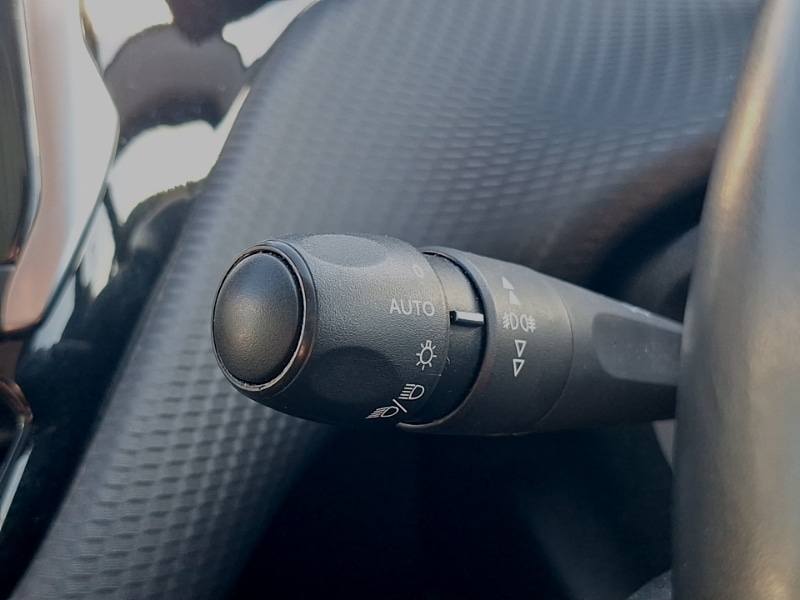 Used Peugeot 2008 2019 for sale - 77969339: Photo 16