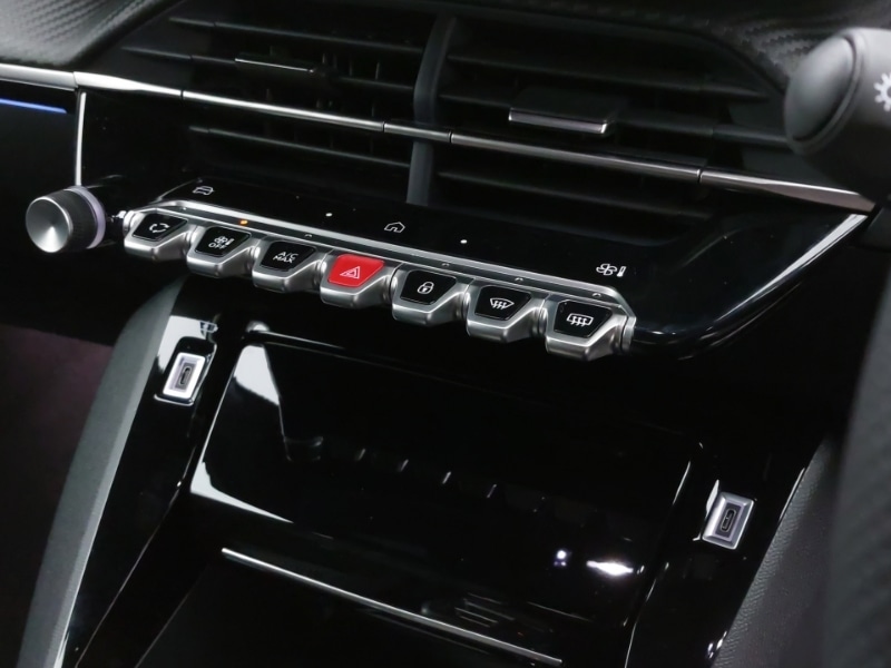 Used Peugeot 2008 2025 for sale - 76410937: Photo 15