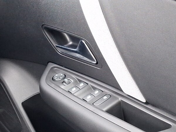 Used Citroen C4 2025 for sale - 76264837: Photo 11