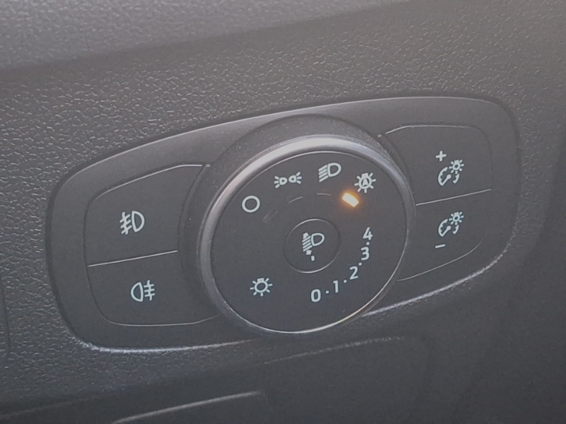 Used Ford Focus 2018 for sale - 77338408: Photo 19