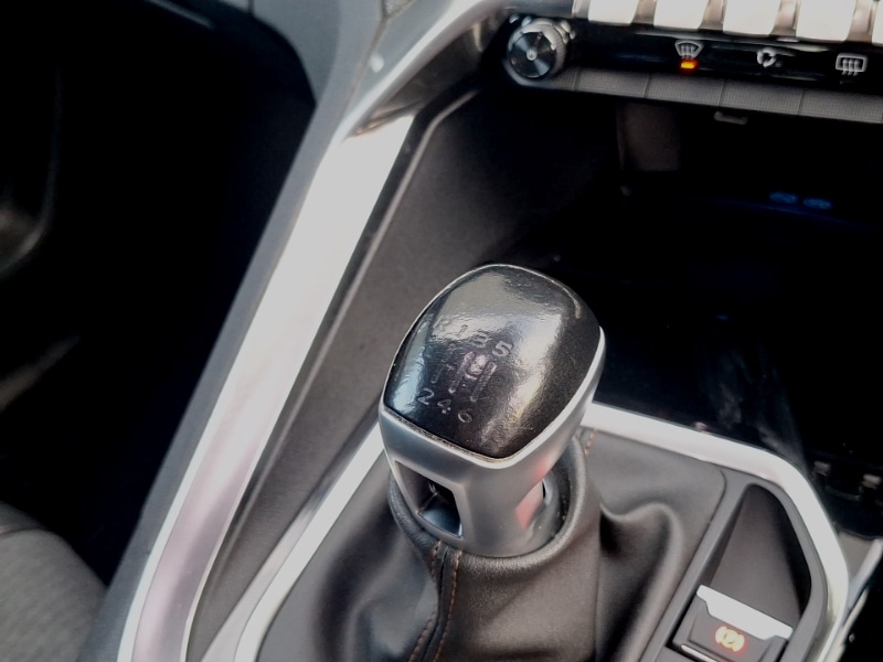 Used Peugeot 3008 2017 for sale - 76947615: Photo 10