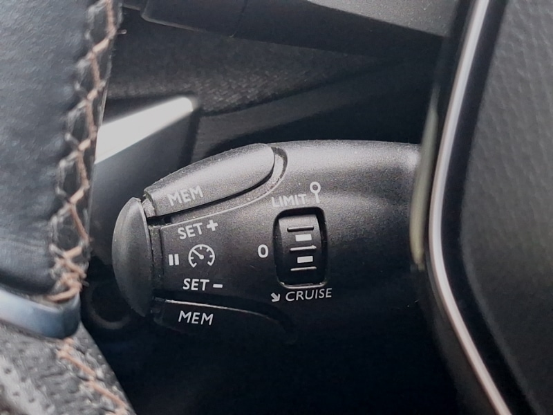 Used Peugeot 3008 2017 for sale - 76947615: Photo 14