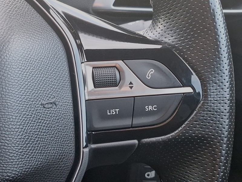 Used Peugeot 3008 2017 for sale - 76947615: Photo 15