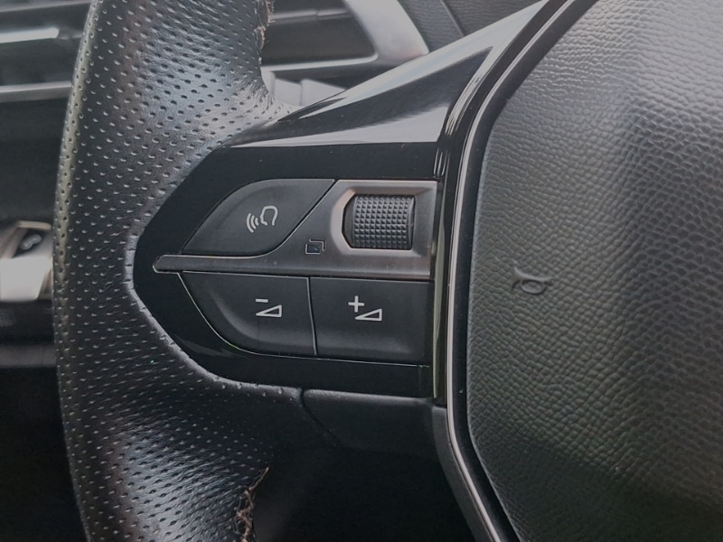 Used Peugeot 3008 2017 for sale - 76947615: Photo 16