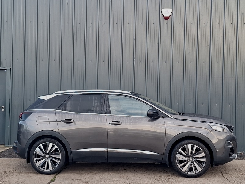 Used Peugeot 3008 2017 for sale - 76947615: Photo 4