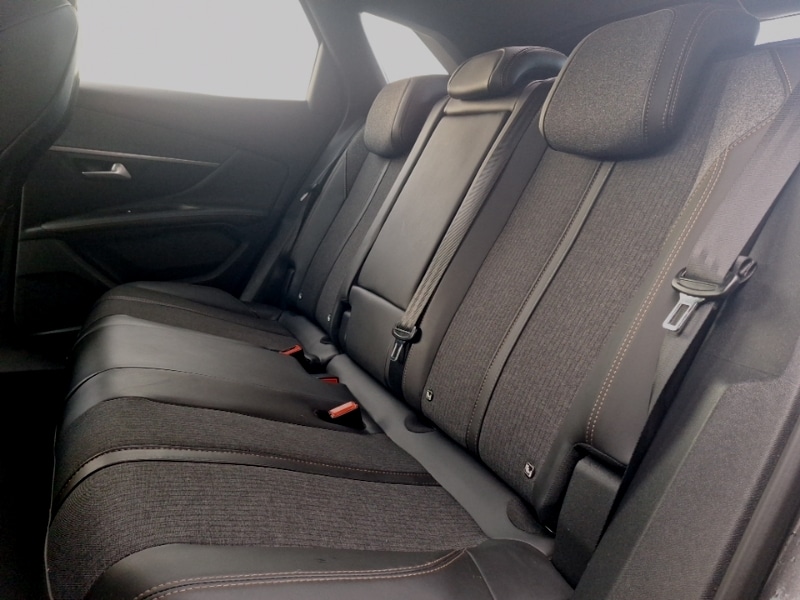 Used Peugeot 3008 2017 for sale - 76947615: Photo 6