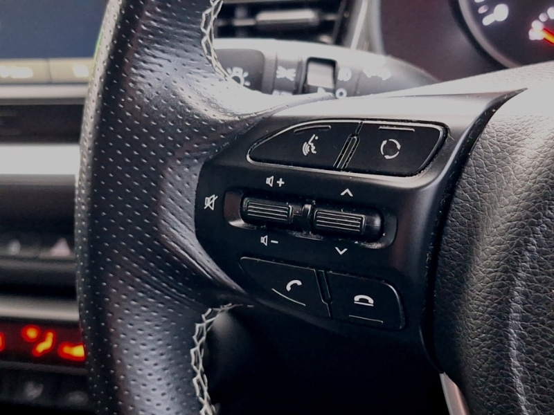 Used Kia Stonic 2019 for sale - 77115104: Photo 15