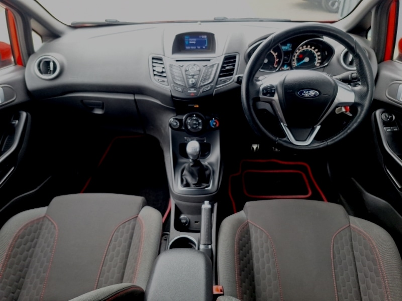 Used Ford Fiesta 2017 for sale - 78132787: Photo 2