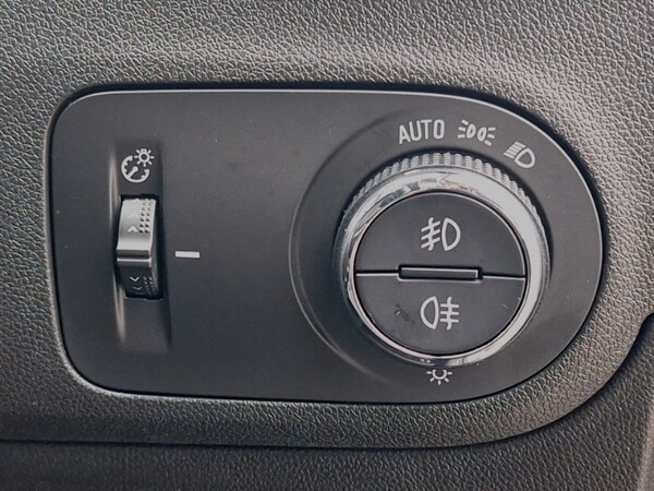Used Vauxhall Crossland 2022 for sale - 76160910: Photo 13