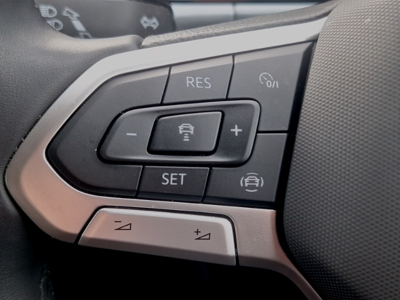 Used Volkswagen T-Roc 2023 for sale - 77371200: Photo 12