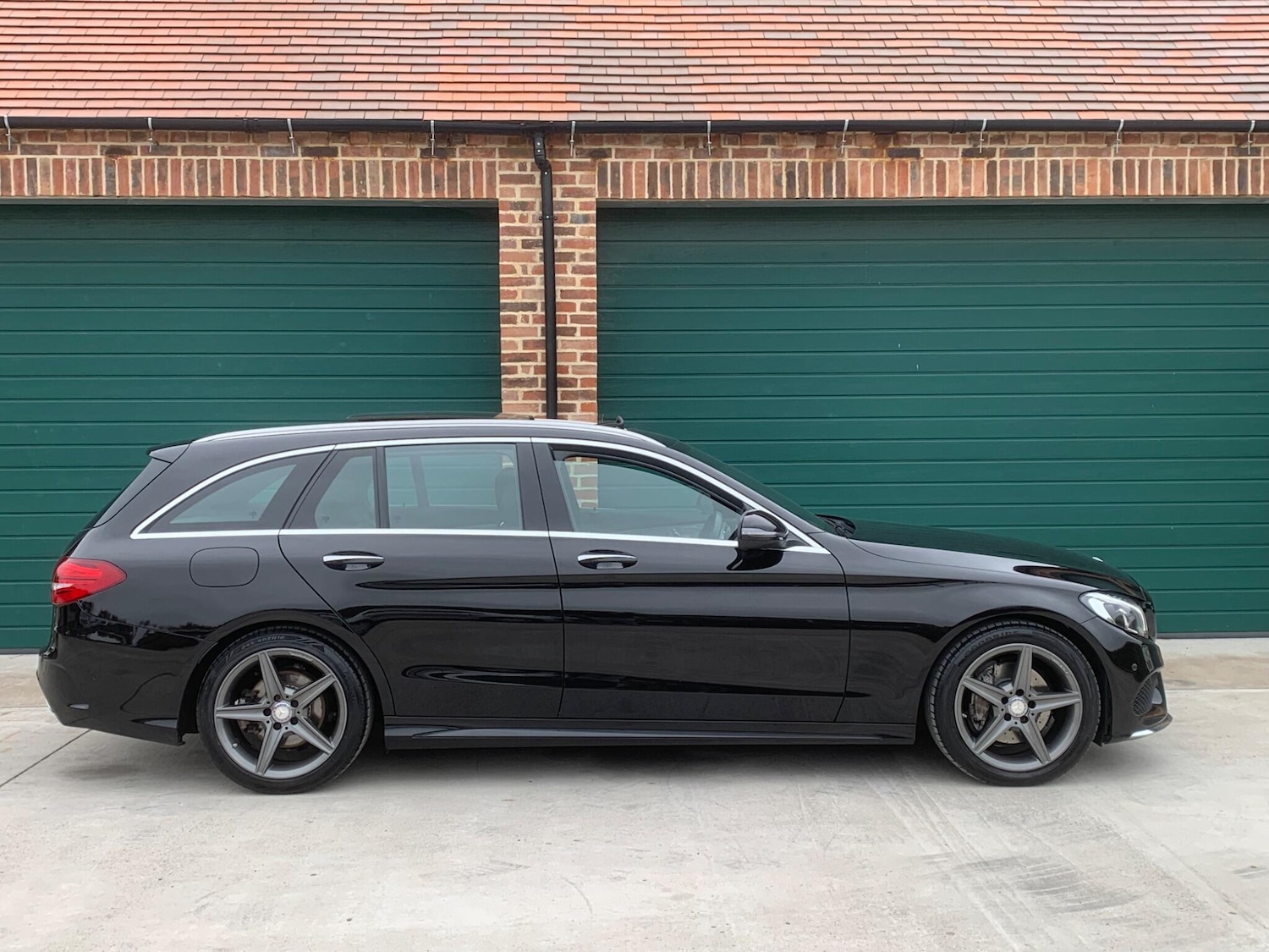 Used Mercedes-Benz C Class 2015 for sale - 76388556: Photo 33