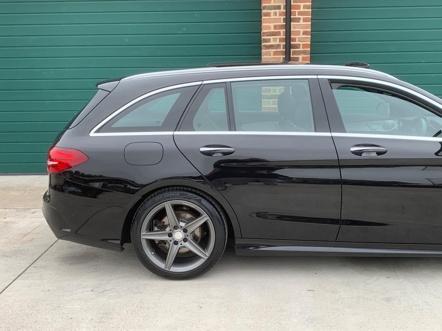 Used Mercedes-Benz C Class 2015 for sale - 76388556: Photo 34