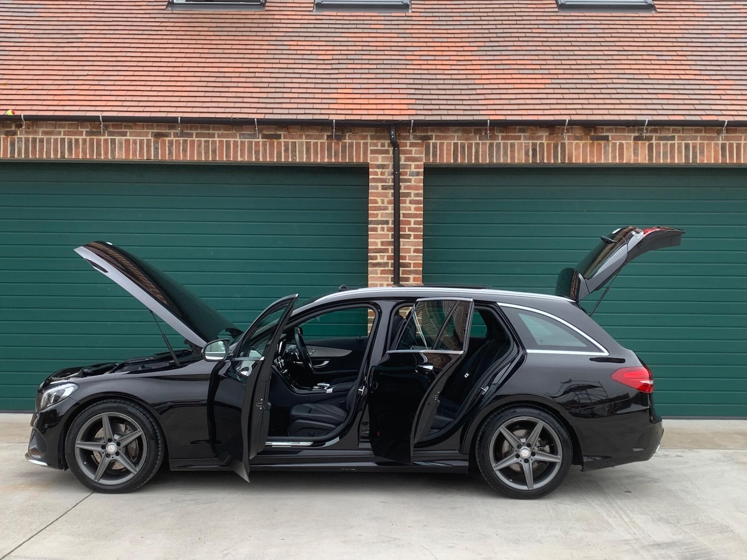 Used Mercedes-Benz C Class 2015 for sale - 76388556: Photo 37