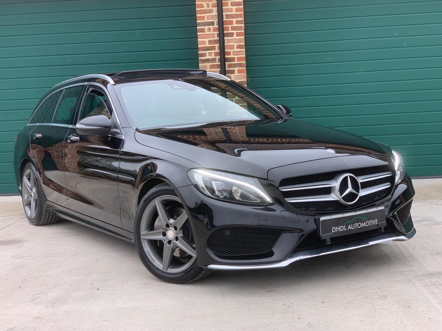 Used Mercedes-Benz C Class 2015 for sale - 76388556: Photo 42