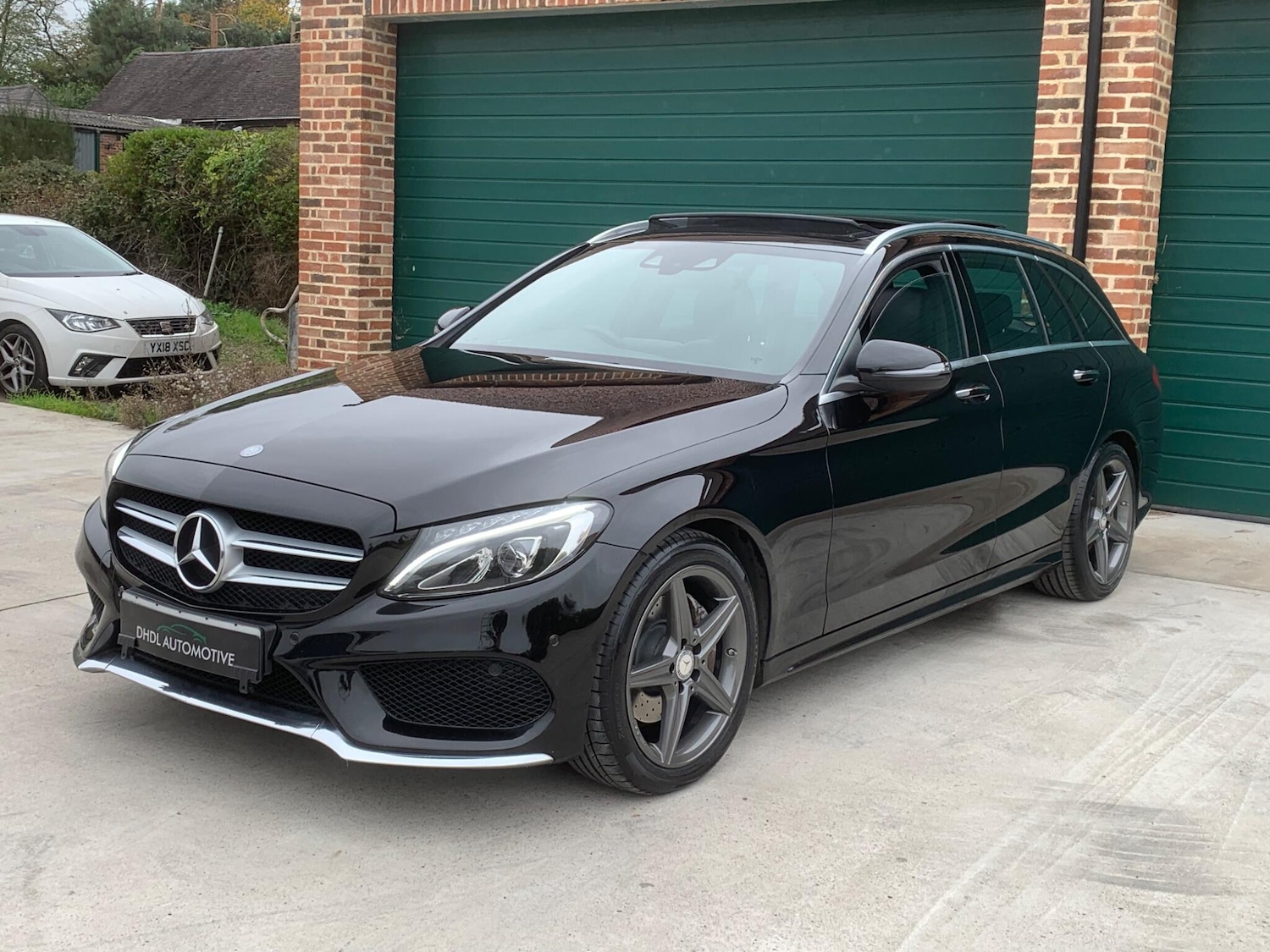 Used Mercedes-Benz C Class 2015 for sale - 76388556: Photo 45