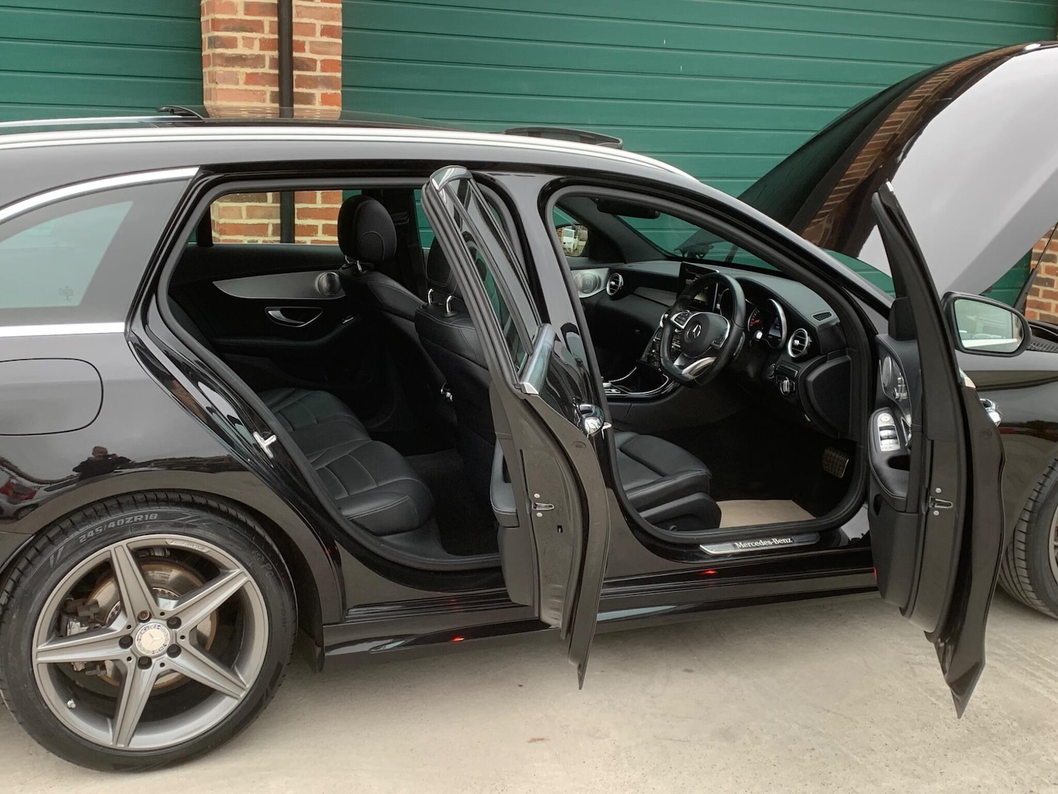 Used Mercedes-Benz C Class 2015 for sale - 76388556: Photo 50