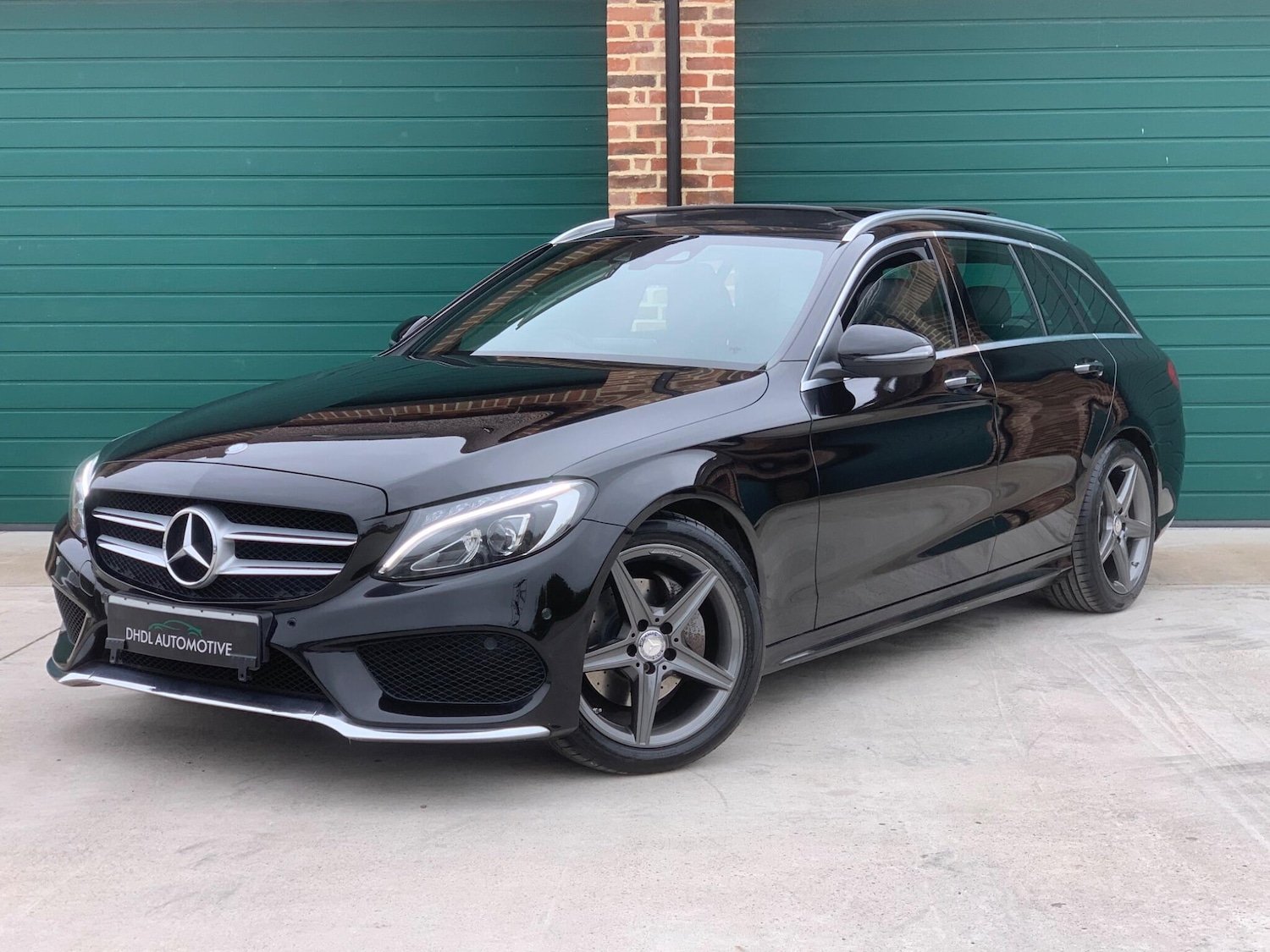 Used Mercedes-Benz C Class 2015 for sale - 76388556: Photo 57