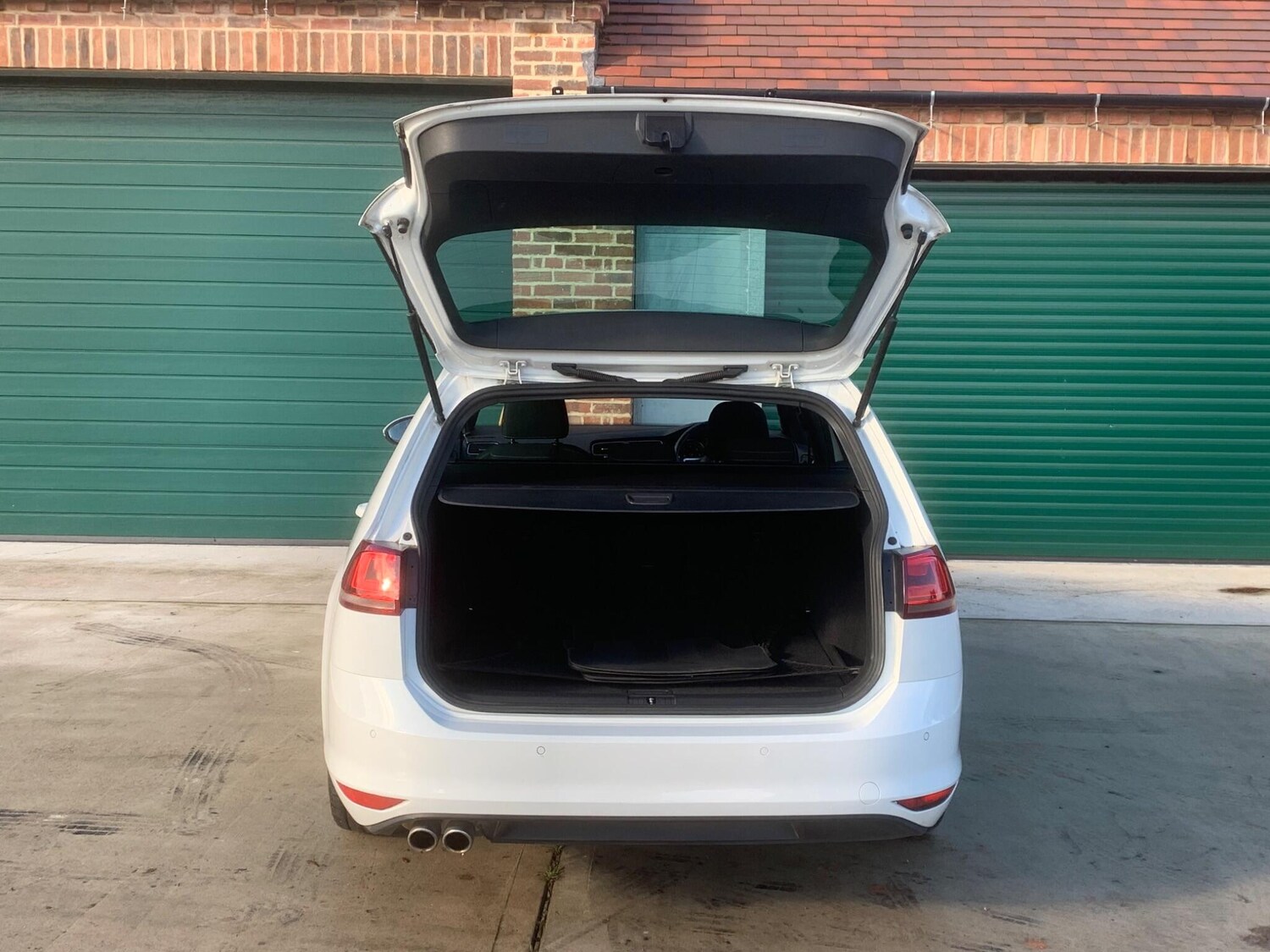 Used Volkswagen Golf 2016 for sale - 76484457: Photo 11