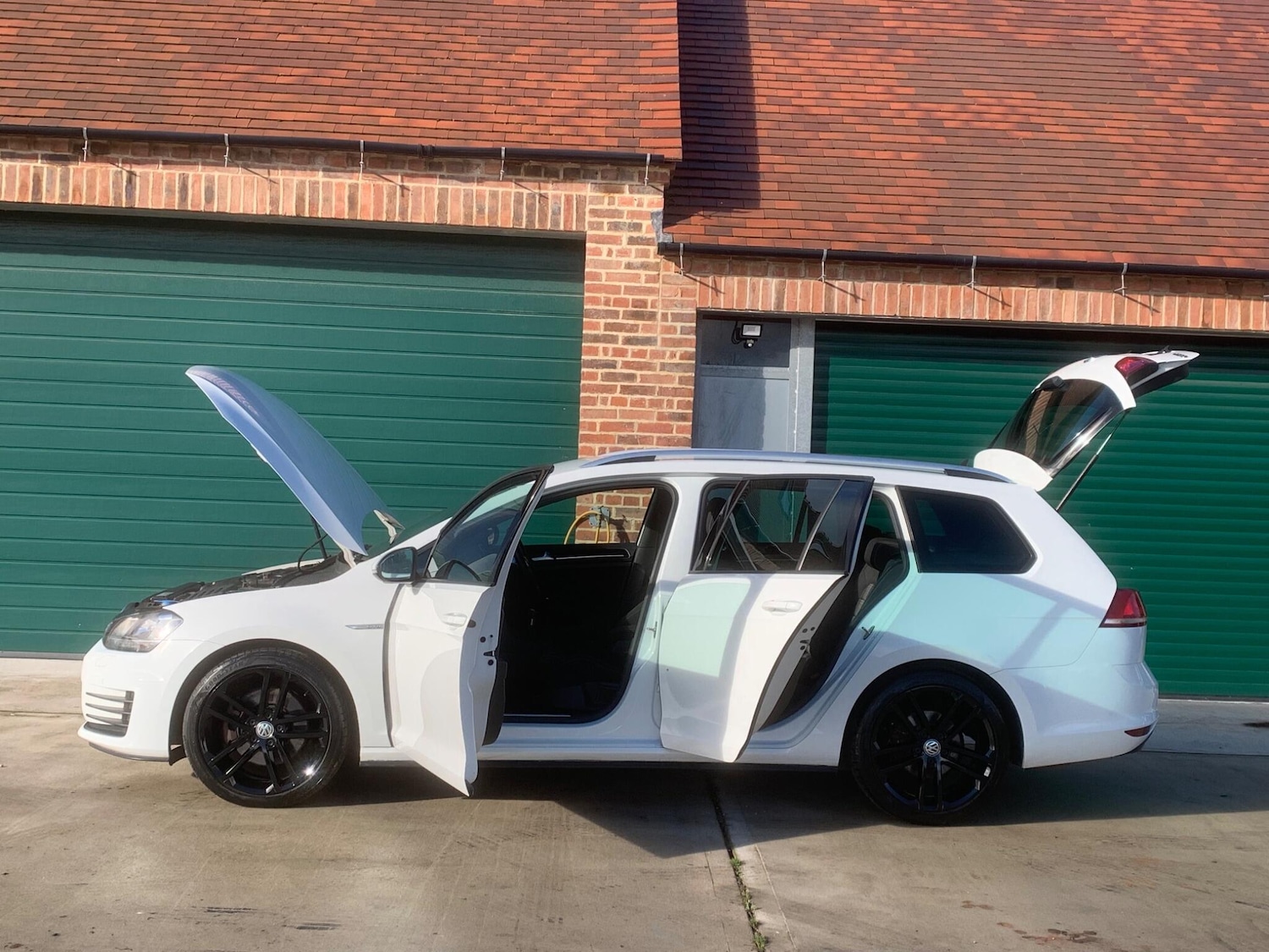 Used Volkswagen Golf 2016 for sale - 76484457: Photo 36