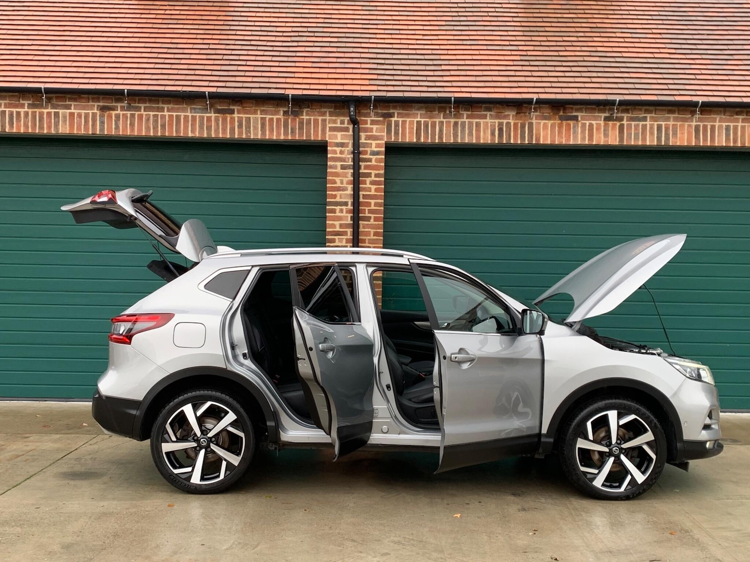 Used Nissan Qashqai 2018 for sale - 76573576: Photo 30