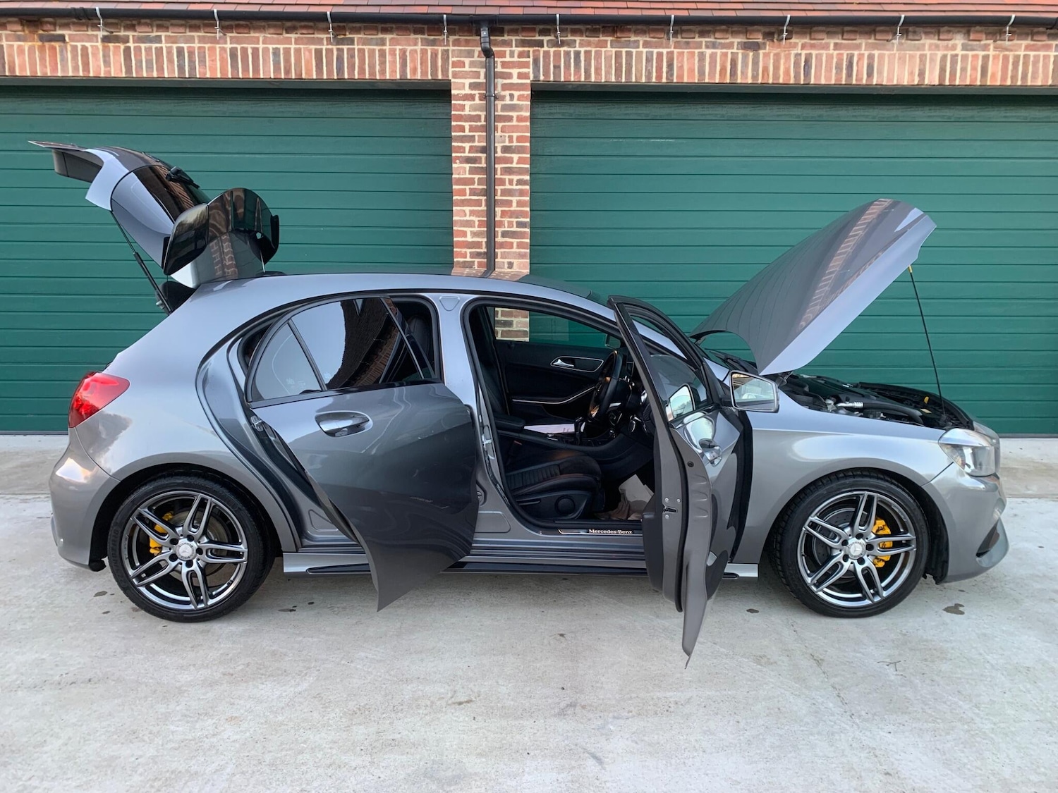 Used Mercedes-Benz A-Class 2016 for sale - 76912800: Photo 3