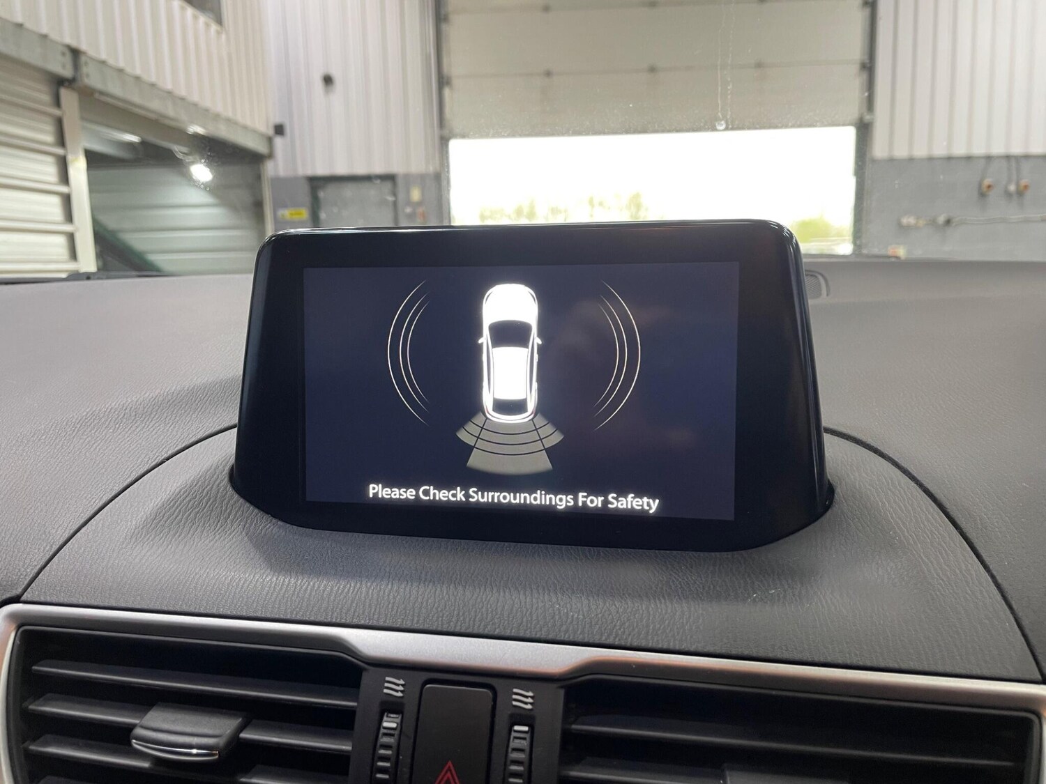 Used Mazda Mazda3 2017 for sale - 78086060: Photo 11