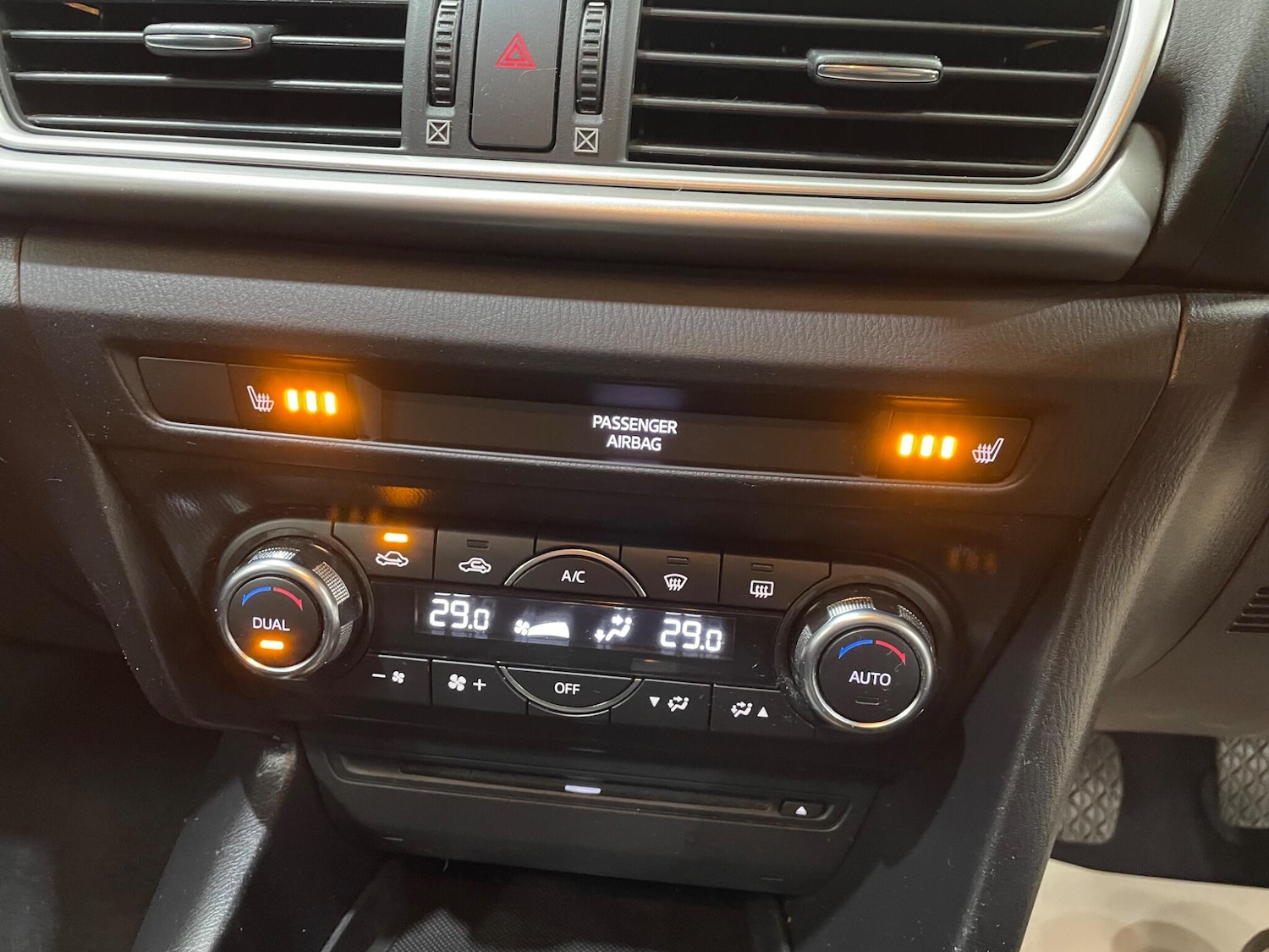 Used Mazda Mazda3 2017 for sale - 78086060: Photo 12