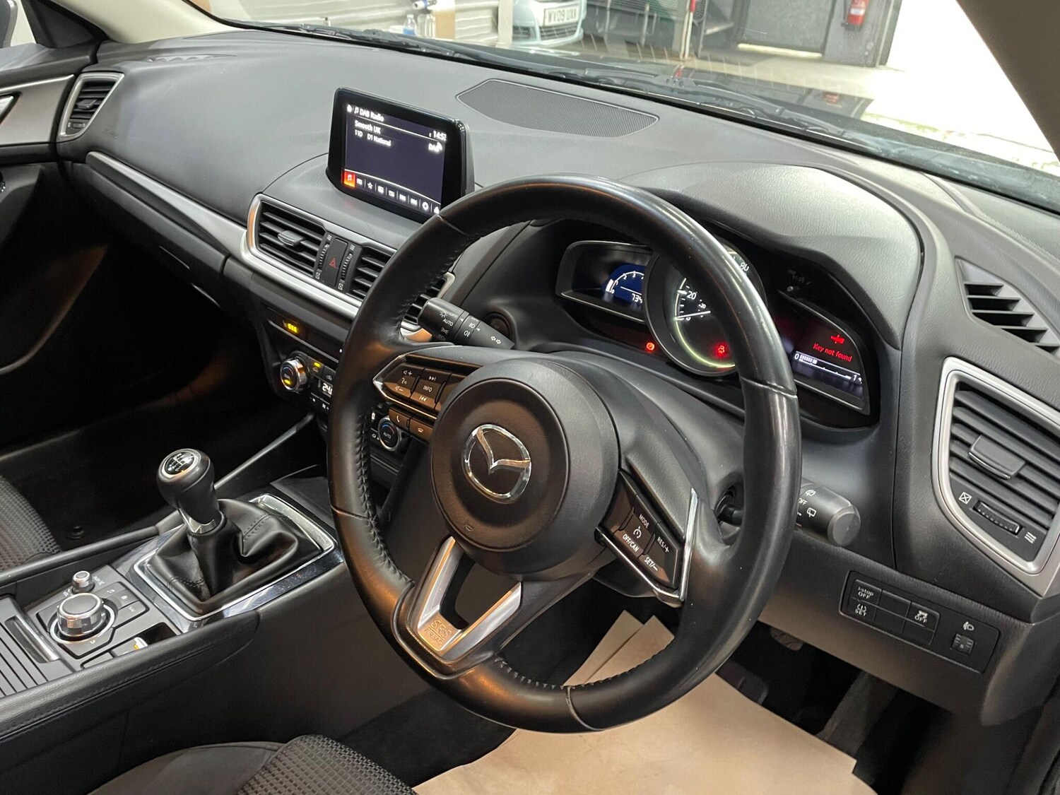Used Mazda Mazda3 2017 for sale - 78086060: Photo 8