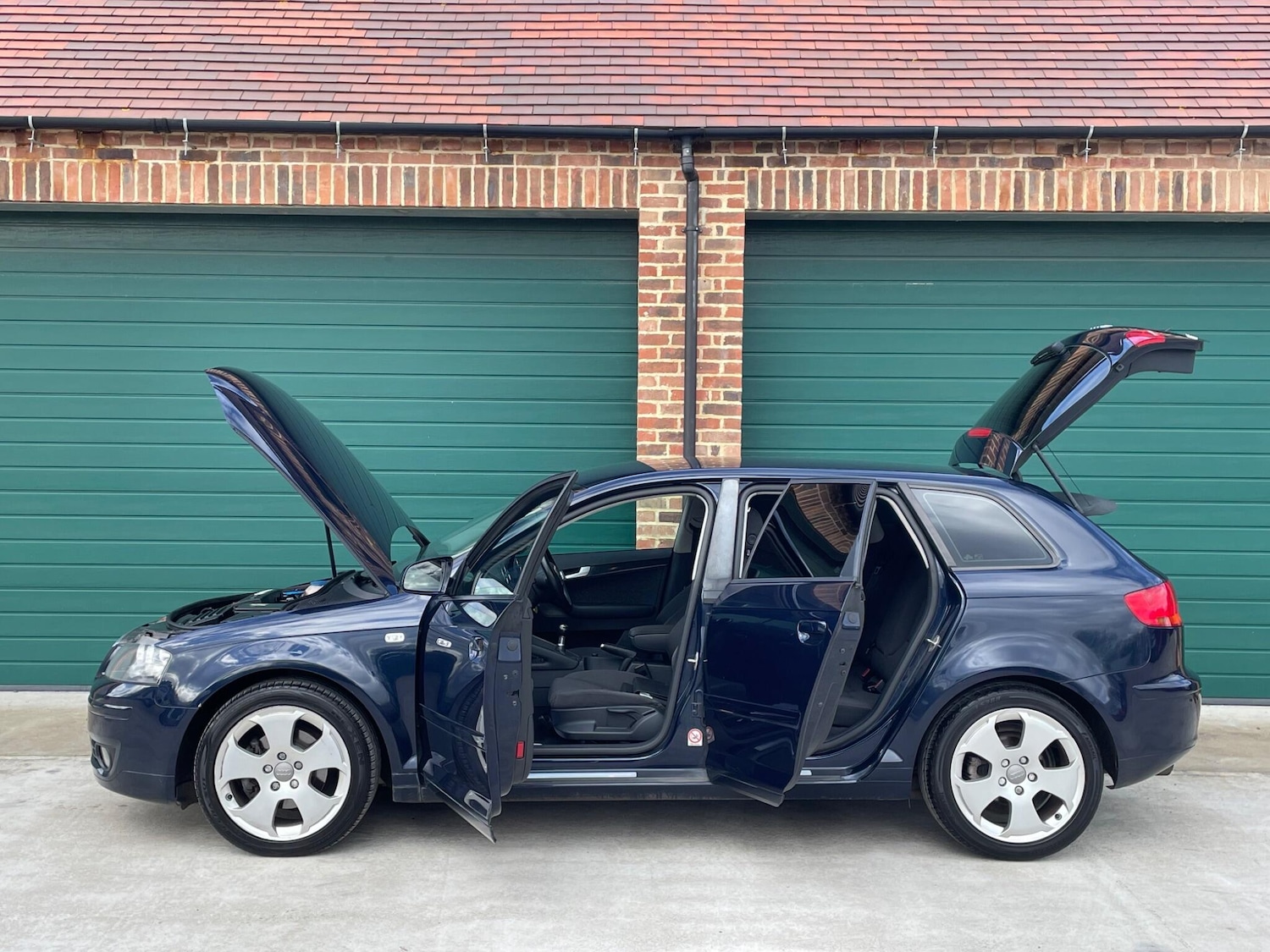 Used Audi A3 2005 for sale - 77935172: Photo 28