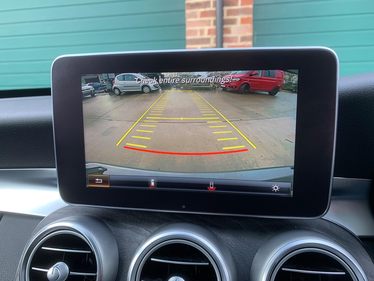 Used Mercedes-Benz C Class 2017 for sale - 76742920: Photo 27