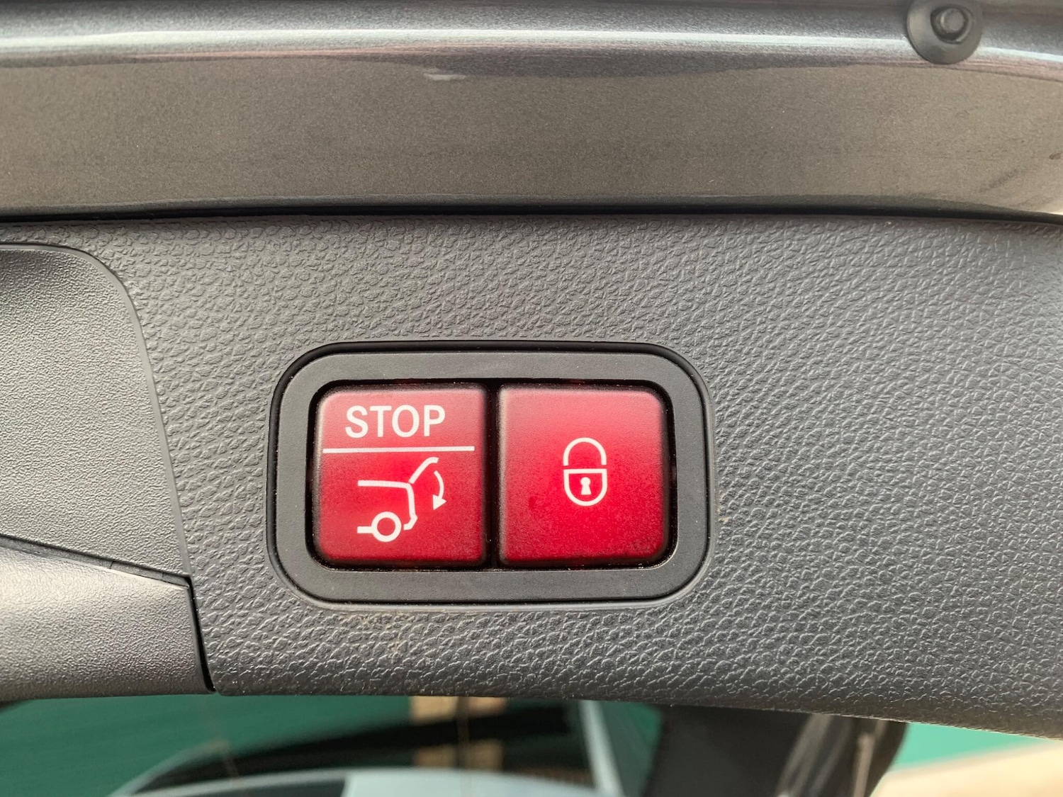 Used Mercedes-Benz C Class 2017 for sale - 76742920: Photo 30